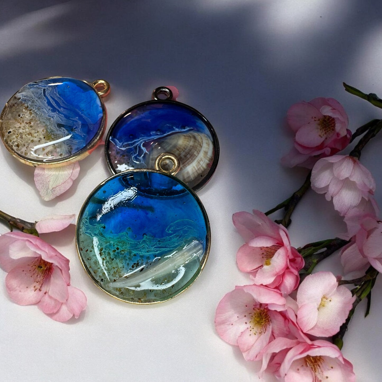 Real Dried Flowers Keychains | Ocean Resin Art Keychains| Cute Accessory