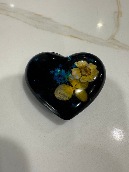 Set of 10 Resin Pocket Hugs | Heartfelt Tokens of Love and Comfort | Stocking Stuffers | Unique Christmas Gifts