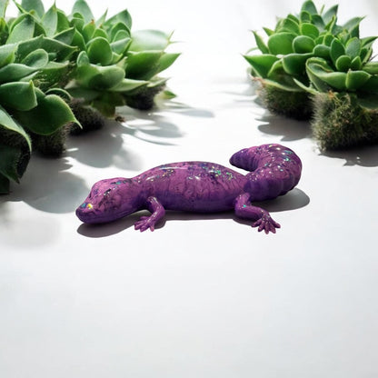 Handmade Resin Gecko Figurine - Decorative Lizard with Shimmer Accents